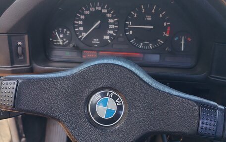 BMW 5 серия, 1988 год, 185 000 рублей, 6 фотография