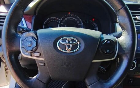 Toyota Camry, 2013 год, 1 950 000 рублей, 6 фотография