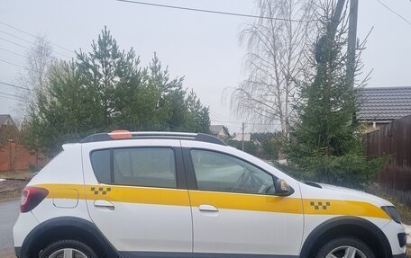 Renault Sandero II рестайлинг, 2016 год, 850 000 рублей, 3 фотография