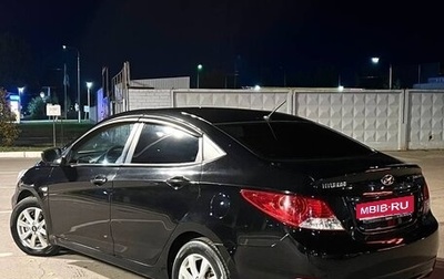 Hyundai Solaris II рестайлинг, 2013 год, 730 000 рублей, 1 фотография