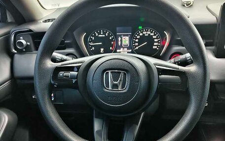 Honda Vezel, 2023 год, 1 930 000 рублей, 10 фотография