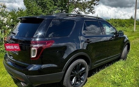 Ford Explorer VI, 2013 год, 1 850 000 рублей, 3 фотография