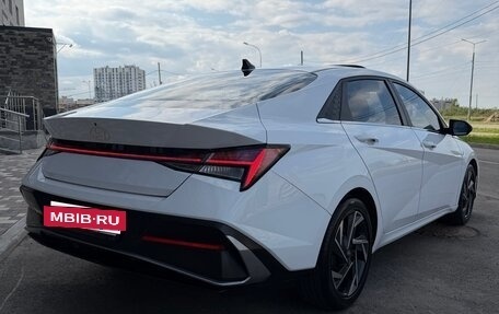 Hyundai Elantra, 2024 год, 2 200 000 рублей, 4 фотография