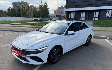 Hyundai Elantra, 2024 год, 2 200 000 рублей, 16 фотография