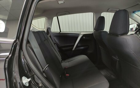 Toyota RAV4, 2017 год, 2 580 000 рублей, 10 фотография