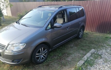 Volkswagen Touran III, 2009 год, 798 000 рублей, 5 фотография