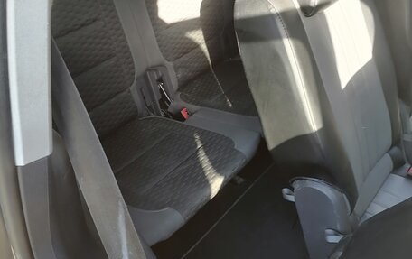 Volkswagen Touran III, 2009 год, 798 000 рублей, 10 фотография