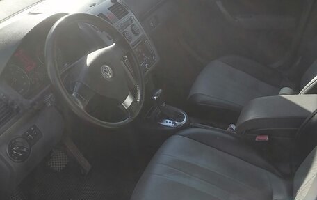 Volkswagen Touran III, 2009 год, 798 000 рублей, 35 фотография
