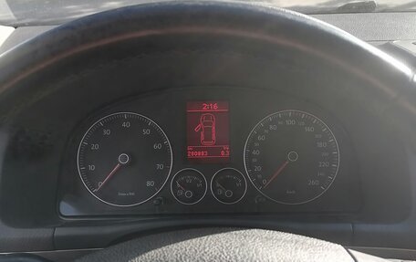 Volkswagen Touran III, 2009 год, 798 000 рублей, 34 фотография