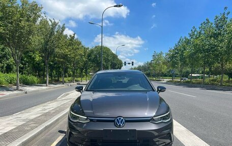 Volkswagen Golf VIII, 2022 год, 2 130 095 рублей, 2 фотография
