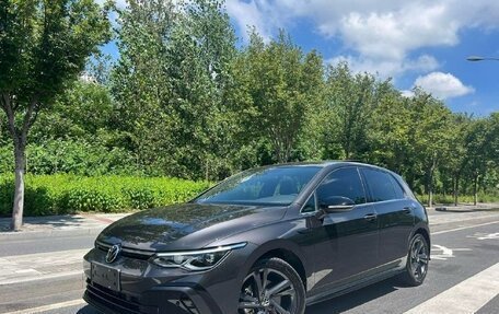 Volkswagen Golf VIII, 2022 год, 2 130 095 рублей, 3 фотография