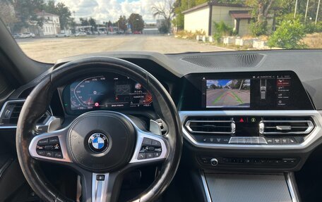 BMW 3 серия, 2019 год, 3 270 000 рублей, 18 фотография