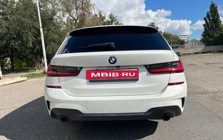 BMW 3 серия, 2019 год, 3 270 000 рублей, 10 фотография