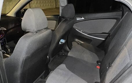 Hyundai Solaris II рестайлинг, 2013 год, 730 000 рублей, 8 фотография