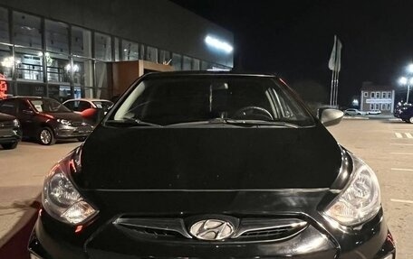 Hyundai Solaris II рестайлинг, 2013 год, 730 000 рублей, 7 фотография