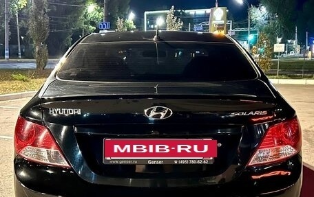 Hyundai Solaris II рестайлинг, 2013 год, 730 000 рублей, 5 фотография