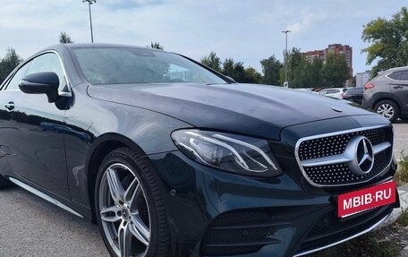 Mercedes-Benz E-Класс, 2018 год, 4 500 000 рублей, 1 фотография