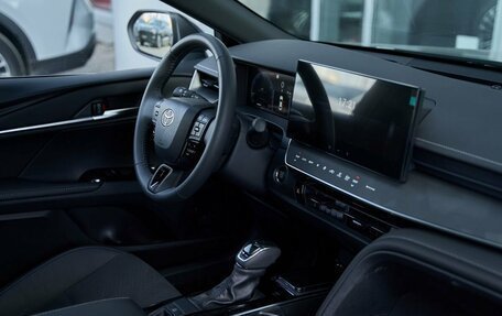 Toyota Camry, 2025 год, 4 299 900 рублей, 9 фотография