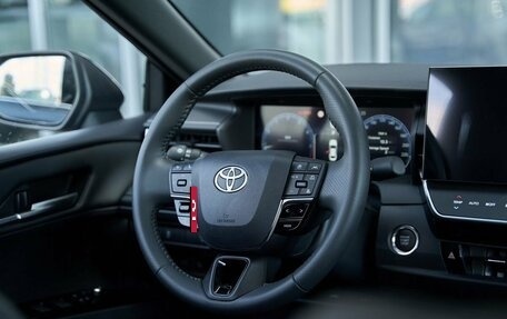 Toyota Camry, 2025 год, 4 299 900 рублей, 8 фотография