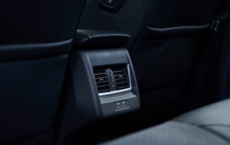 Toyota Camry, 2025 год, 4 299 900 рублей, 21 фотография
