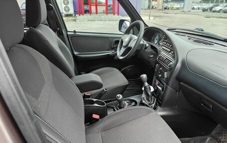 Chevrolet Niva I рестайлинг, 2018 год, 745 000 рублей, 4 фотография