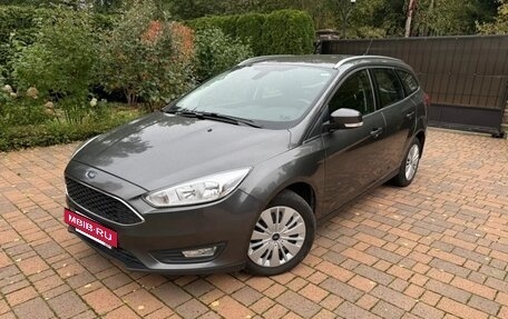 Ford Focus III, 2018 год, 1 000 000 рублей, 3 фотография