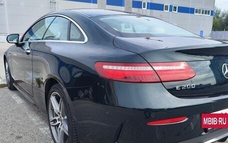 Mercedes-Benz E-Класс, 2018 год, 4 500 000 рублей, 6 фотография