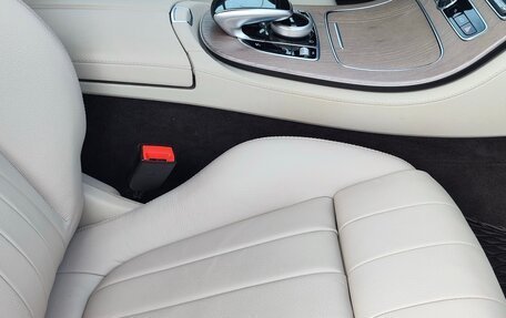 Mercedes-Benz E-Класс, 2018 год, 4 500 000 рублей, 16 фотография