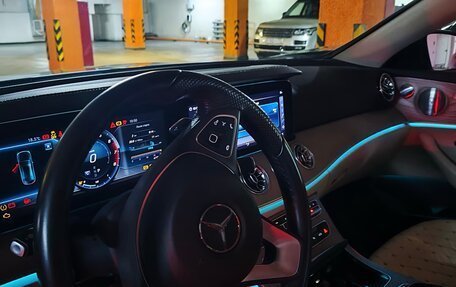 Mercedes-Benz E-Класс, 2018 год, 4 500 000 рублей, 21 фотография
