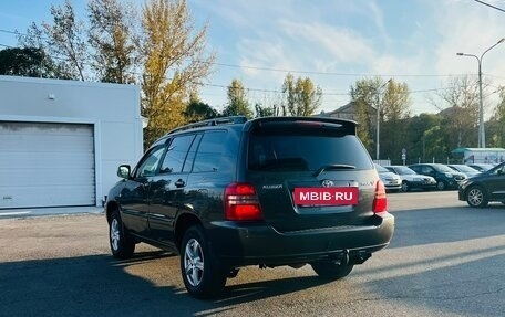 Toyota Kluger I, 2002 год, 899 999 рублей, 8 фотография