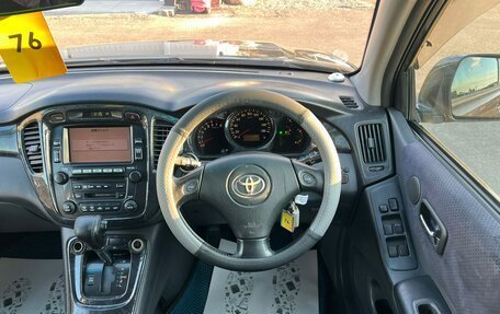 Toyota Kluger I, 2002 год, 899 999 рублей, 19 фотография