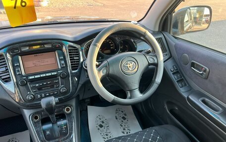 Toyota Kluger I, 2002 год, 899 999 рублей, 17 фотография