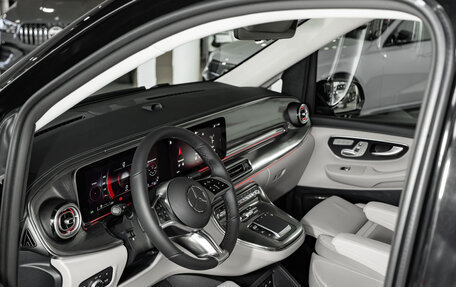 Mercedes-Benz V-Класс, 2026 год, 14 832 000 рублей, 13 фотография