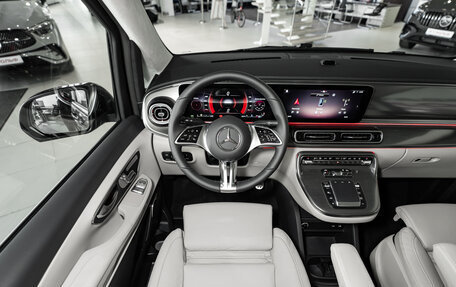 Mercedes-Benz V-Класс, 2026 год, 14 832 000 рублей, 14 фотография