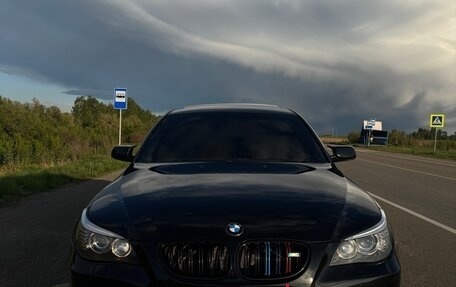 BMW 5 серия, 2008 год, 1 380 000 рублей, 10 фотография