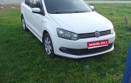 Volkswagen Polo VI (EU Market), 2012 год, 685 000 рублей, 1 фотография
