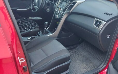 Hyundai i30 II рестайлинг, 2013 год, 920 000 рублей, 5 фотография