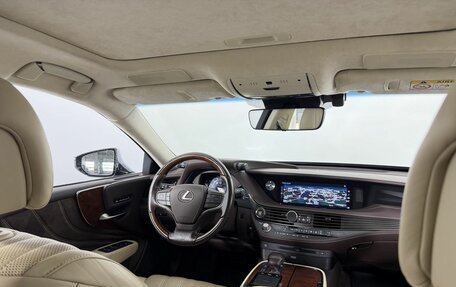 Lexus LS IV, 2018 год, 5 555 000 рублей, 29 фотография