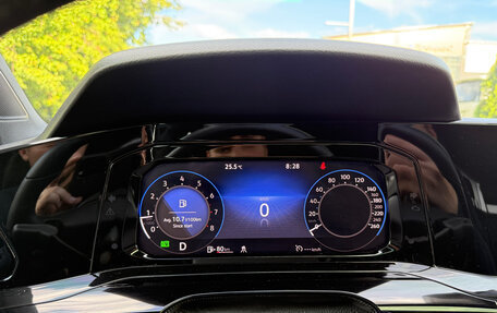Volkswagen Golf VIII, 2023 год, 2 100 000 рублей, 12 фотография
