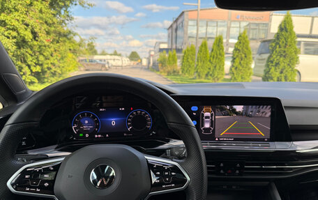 Volkswagen Golf VIII, 2023 год, 2 100 000 рублей, 15 фотография