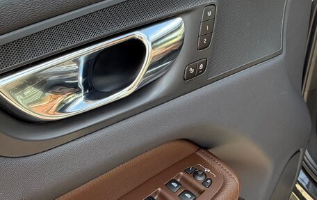 Volvo XC60 II, 2021 год, 5 200 000 рублей, 22 фотография