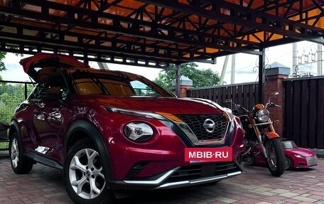 Nissan Juke II, 2021 год, 1 950 000 рублей, 4 фотография