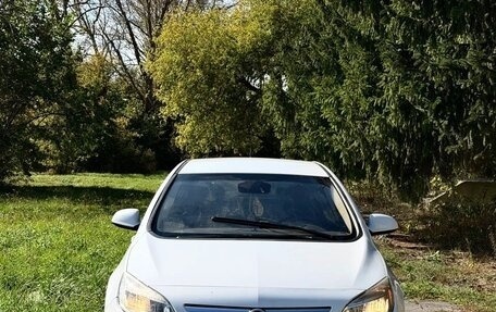 Opel Astra J, 2011 год, 590 000 рублей, 3 фотография