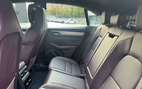 Porsche Macan, 2024 год, 11 671 000 рублей, 5 фотография