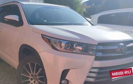 Toyota Highlander III, 2019 год, 3 750 000 рублей, 3 фотография