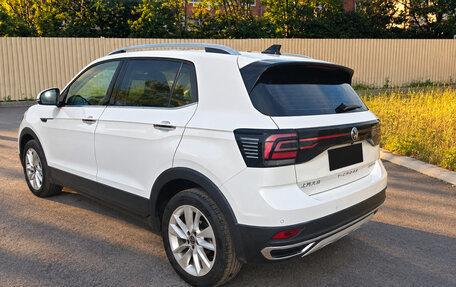 Volkswagen T-Cross I, 2022 год, 1 863 000 рублей, 6 фотография