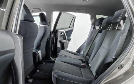 Toyota RAV4, 2017 год, 2 148 000 рублей, 11 фотография