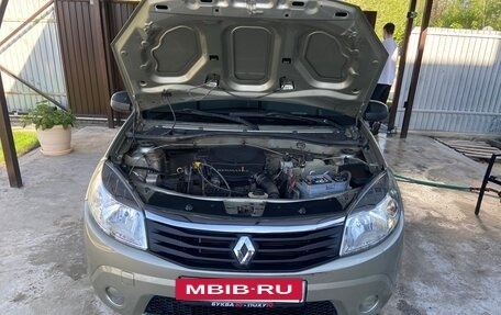 Renault Sandero I, 2010 год, 470 000 рублей, 3 фотография