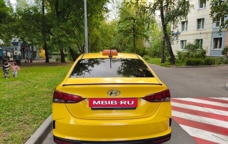 Hyundai Solaris II рестайлинг, 2020 год, 800 000 рублей, 4 фотография