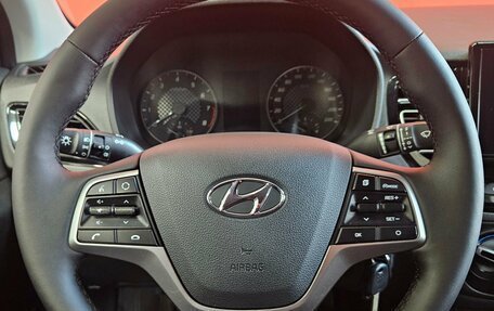 Hyundai Solaris II рестайлинг, 2021 год, 1 525 000 рублей, 13 фотография